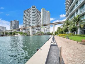 92 SW 3rd St 4704, Miami FL 33130