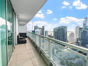 92 SW 3rd St 4704, Miami FL 33130