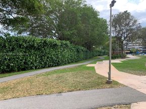 1400 Saint Charles 313, Pembroke Pines FL 33026