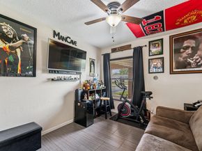 8107 NW 73rd Ter, Tamarac FL 33321