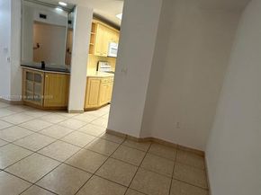 17415 NW 75th Pl 103, Hialeah FL 33015