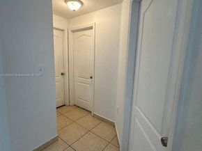 17415 NW 75th Pl 103, Hialeah FL 33015