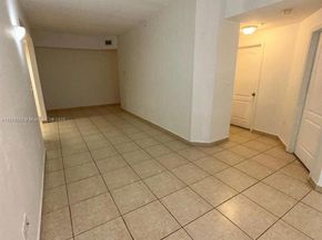 17415 NW 75th Pl 103, Hialeah FL 33015