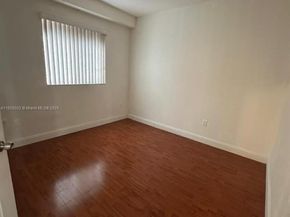 17415 NW 75th Pl 103, Hialeah FL 33015