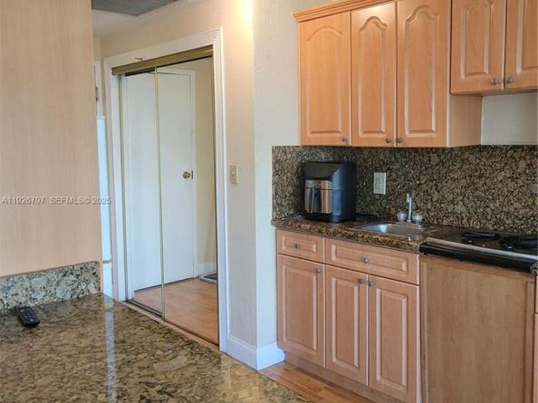 700 Biltmore Way 915, Coral Gables FL 33134