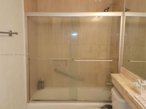 700 Biltmore Way 915, Coral Gables FL 33134