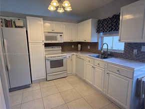 18456 NW 22nd St, Pembroke Pines FL 33029