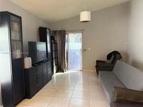 18456 NW 22nd St, Pembroke Pines FL 33029