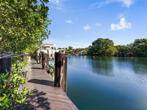 231 Costanera Rd, Coral Gables FL 33143