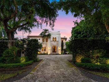 231 Costanera Rd