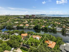 231 Costanera Rd, Coral Gables FL 33143