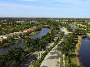 1308 Alexander Bnd, Weston FL 33327