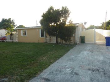2545 NW 59th Ave