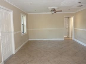 2545 NW 59th Ave, Margate FL 33063
