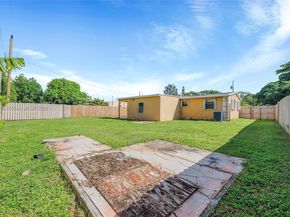 2545 NW 59th Ave, Margate FL 33063