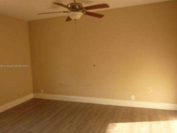 2545 NW 59th Ave, Margate FL 33063