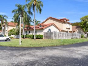 8751 SW 215th Ter, Cutler Bay FL 33189