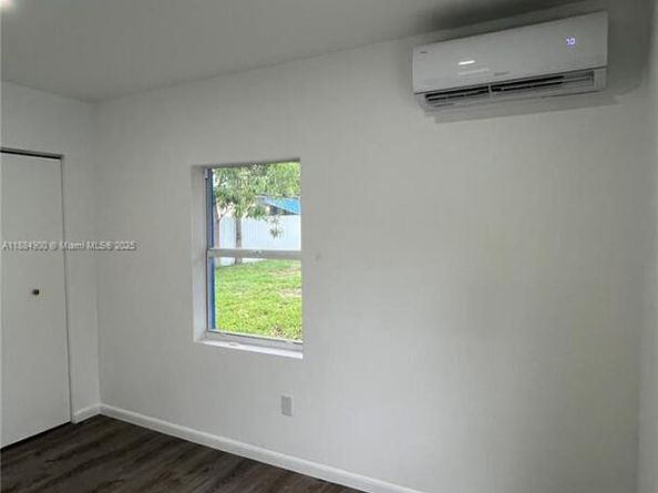 4139 NW 23rd Ave, Miami FL 33142
