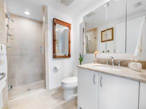 1331 Brickell Bay Dr 408, Miami FL 33131