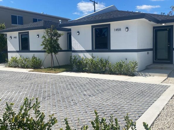 1452-1458 NW 1st Court, Florida City FL 33034