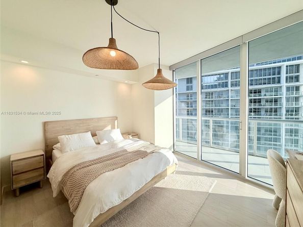 495 Brickell Ave 5106 (remodeled), Miami FL 33131