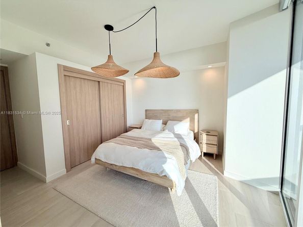 495 Brickell Ave 5106 (remodeled), Miami FL 33131