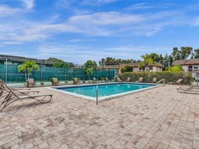 1156 NW 106th Ter 204, Pembroke Pines FL 33026