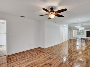 1156 NW 106th Ter 204, Pembroke Pines FL 33026