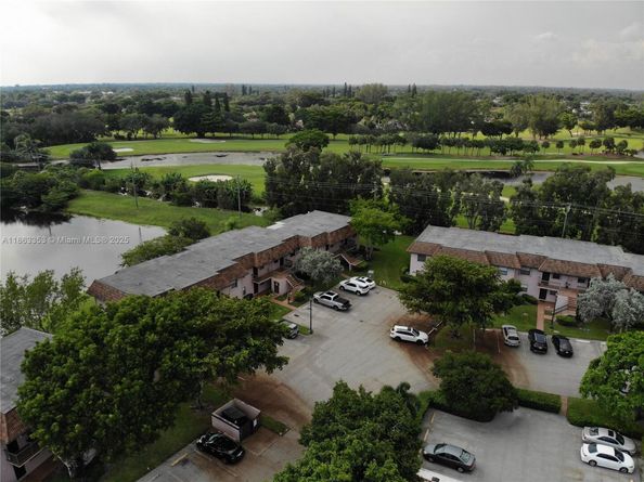 1156 NW 106th Ter 204, Pembroke Pines FL 33026