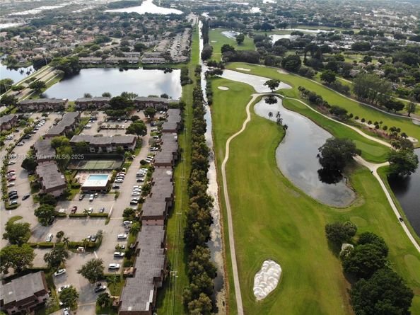 1156 NW 106th Ter 204, Pembroke Pines FL 33026