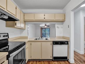 1156 NW 106th Ter 204, Pembroke Pines FL 33026