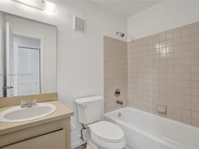 1156 NW 106th Ter 204, Pembroke Pines FL 33026