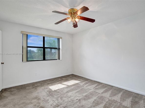 1156 NW 106th Ter 204, Pembroke Pines FL 33026
