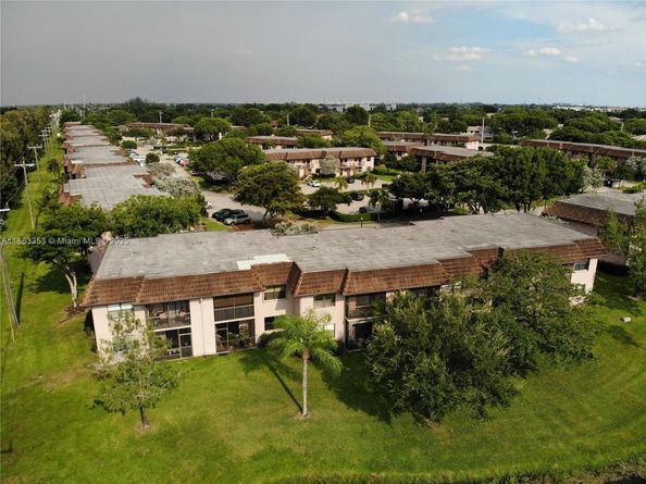 1156 NW 106th Ter 204, Pembroke Pines FL 33026
