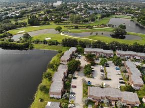 1156 NW 106th Ter 204, Pembroke Pines FL 33026