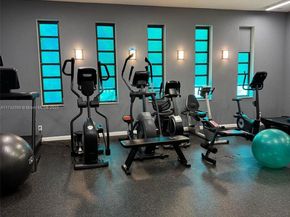 5141 W Oakland Park Blvd 307, Lauderdale Lakes FL 33313