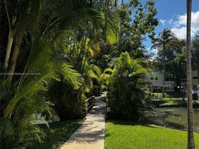 5141 W Oakland Park Blvd 307, Lauderdale Lakes FL 33313