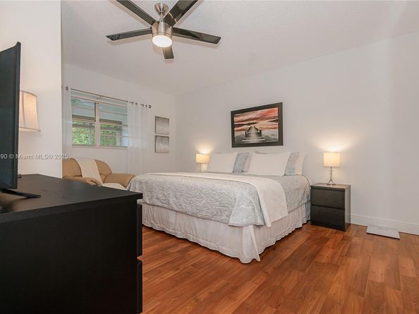 5141 W Oakland Park Blvd 307, Lauderdale Lakes FL 33313