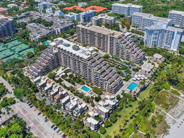 201 Crandon Blvd 305, Key Biscayne FL 33149