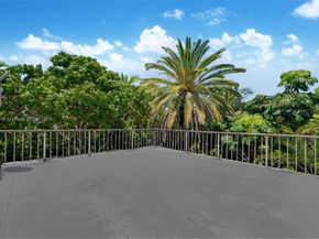 3169 Via Abitare Way 6, Miami FL 33133