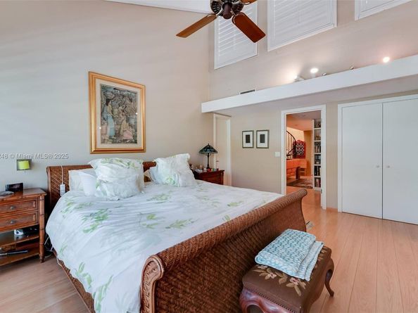 3169 Via Abitare Way 6, Miami FL 33133