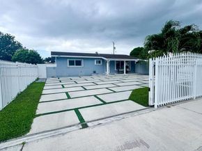 11922 SW 176th Ter, Miami FL 33177