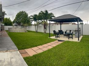 11922 SW 176th Ter, Miami FL 33177