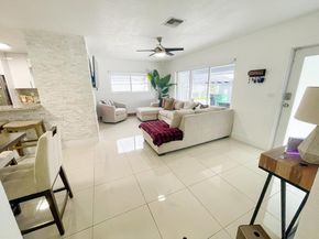 11922 SW 176th Ter, Miami FL 33177