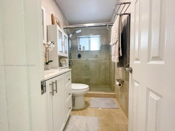 11922 SW 176th Ter, Miami FL 33177