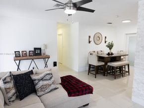11922 SW 176th Ter, Miami FL 33177
