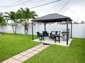 11922 SW 176th Ter, Miami FL 33177