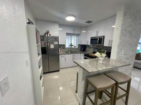 11922 SW 176th Ter, Miami FL 33177