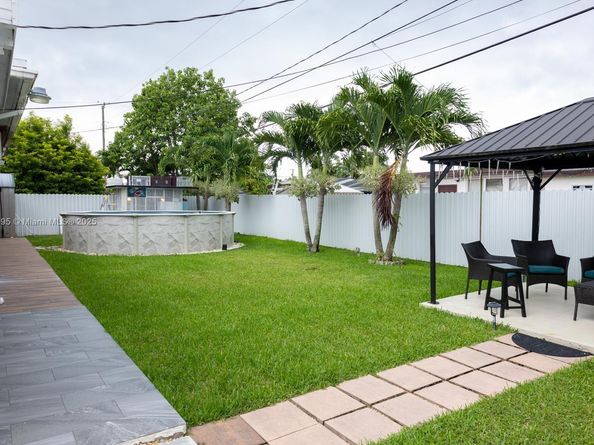 11922 SW 176th Ter, Miami FL 33177