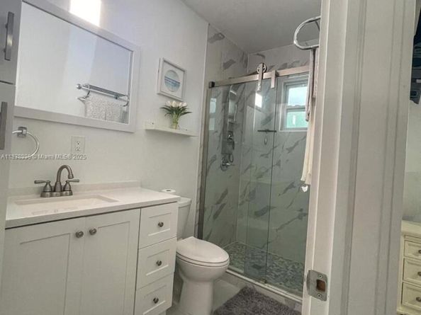 11922 SW 176th Ter, Miami FL 33177